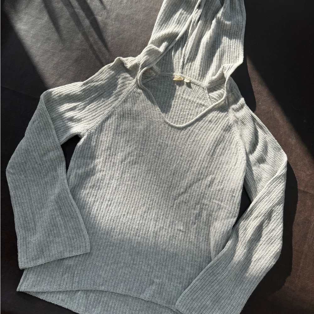 Gap hooded sweater